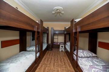 Фотографии Хостелы ETNA hostel г. Ереван (Армения) №2 Фото Хостелы ETNA hostel г. Ереван 2