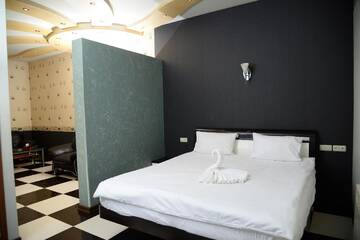 Фотографии Отель Royal Plus Hotel г. Ереван (Армения) №4 Фото Отель Royal Plus Hotel г. Ереван 4