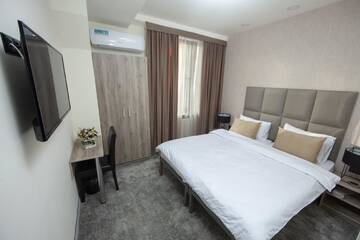 Фотографии Отель Unique hotel г. Ереван (Армения) №4 Фото Отель Unique hotel г. Ереван 4