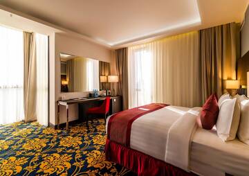 Фотографии Отель Ramada Hotel & Suites by Wyndham Yerevan г. Ереван (Армения) №5 Фото Отель Ramada Hotel & Suites by Wyndham Yerevan г. Ереван 5