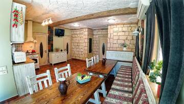 Фотографии Хостелы Retro Hostel & Tours г. Ереван (Армения) №1 Фото Хостелы Retro Hostel & Tours г. Ереван 1
