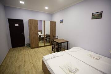Фотографии Хостелы Home Hostel г. Ереван (Армения) №3 Фото Хостелы Home Hostel г. Ереван 3