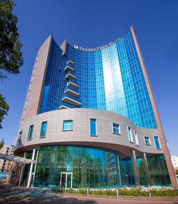 Фотографии Отель DoubleTree by Hilton Yerevan City Centre г. Ереван (Армения) №1 Фото Отель DoubleTree by Hilton Yerevan City Centre г. Ереван 1