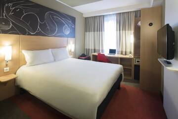 Фотографии Отель ibis Yerevan Center г. Ереван (Армения) №2 Фото Отель ibis Yerevan Center г. Ереван 2