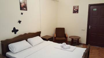 Фотографии Хостелы F & F Hostel г. Ереван (Армения) №2 Фото Хостелы F & F Hostel г. Ереван 2