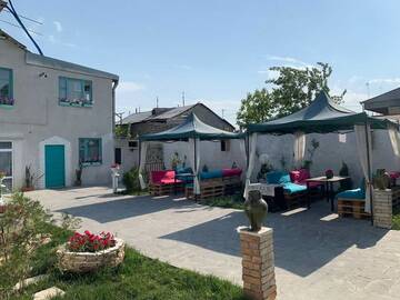 Фотографии Хостелы SANTORINI HOSTEL and TOUR г. Ереван (Армения) №3 Фото Хостелы SANTORINI HOSTEL and TOUR г. Ереван 3