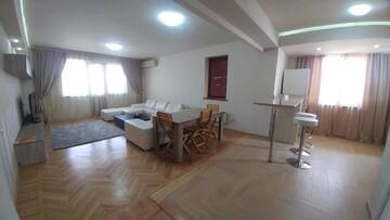 Фото номера Апартаменты с балконом Отель Cross Resort Hotel г. Ереван 12