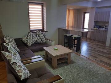 Фото номера Апартаменты с 3 спальнями Отель Cross Resort Hotel г. Ереван 6
