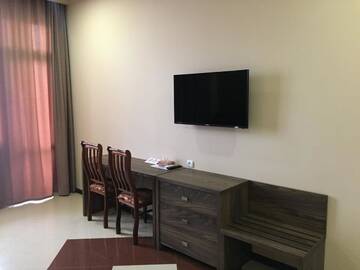Фото номера Двухместный номер Делюкс с 1 кроватью Отель Primer Hotel г. Ереван 6