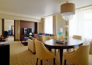 Фото номера Люкс &quot;Марриотт&quot; Отель Armenia Marriott Hotel Yerevan г. Ереван 5