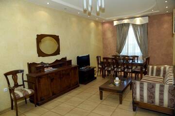 Фото номера Четырехместный номер Делюкс Отель Armenian Village Park Hotel г. Ереван 9