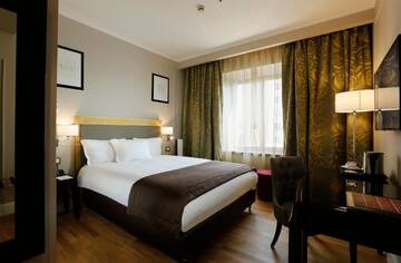 Фото номера Стандартный одноместный номер Отель Grand Hotel Yerevan - Small Luxury Hotels of the World г. Ереван 2