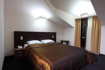 Фото номера Стандартный одноместный номер Отель Cascade Hotel г. Ереван 6
