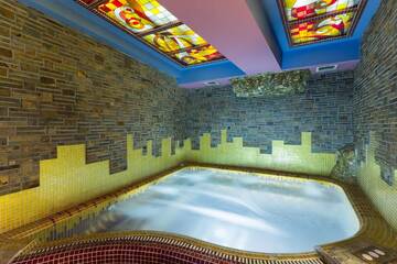 Фото номера Улучшенный люкс с гидромассажной ванной Отель Green Palace Hotel г. Ереван 5