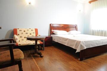 Фото номера Стандартный трехместный номер Отель SD David Hotel г. Ереван 4