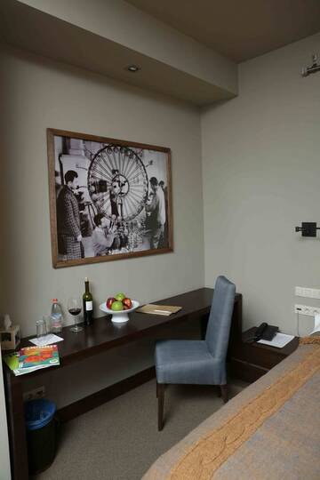 Фото номера Полулюкс Отель Tufenkian Historic Yerevan Hotel г. Ереван 6