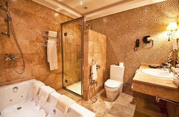 Фото номера Президентский люкс Отель Hotel National г. Ереван 5