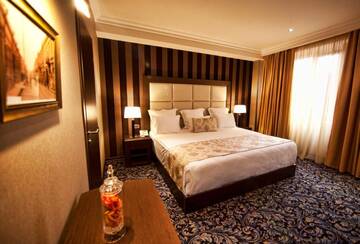 Фото номера Люкс Отель Hotel National г. Ереван 2
