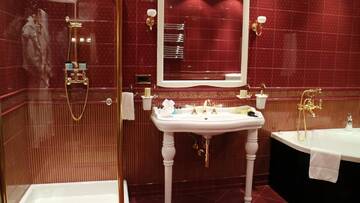 Фото номера Апартаменты с 1 спальней Отель Hotel National г. Ереван 6