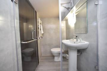 Фото номера Двухместный номер с 1 кроватью Отель Good Hotel Yerevan г. Ереван 30