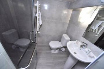 Фото номера Двухместный номер с 1 кроватью Отель Good Hotel Yerevan г. Ереван 27