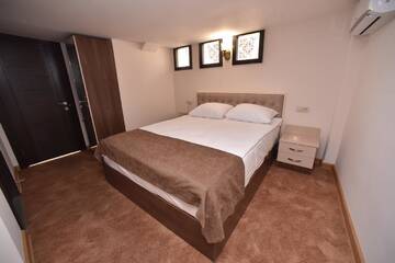Фото номера Двухместный номер с 1 кроватью Отель Good Hotel Yerevan г. Ереван 7