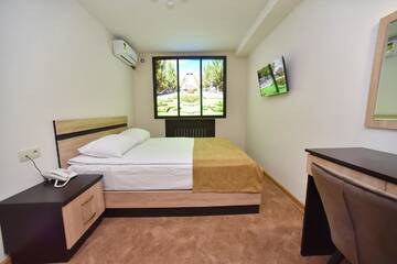 Фото номера Двухместный номер с 1 кроватью Отель Good Hotel Yerevan г. Ереван 20