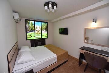 Фото номера Двухместный номер с 1 кроватью Отель Good Hotel Yerevan г. Ереван 24