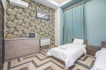 Фото номера Двухместный номер с 2 отдельными кроватями Отель Hotel Armeni г. Ереван 3