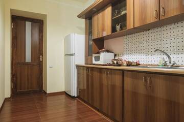 Фото номера Дом с 2 спальнями Отели типа «постель и завтрак» Guest House Myasnikyan г. Ереван 36