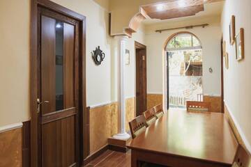 Фото номера Дом с 2 спальнями Отели типа «постель и завтрак» Guest House Myasnikyan г. Ереван 9