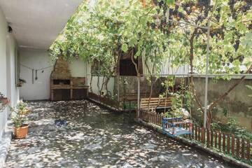 Фото номера Дом с 2 спальнями Отели типа «постель и завтрак» Guest House Myasnikyan г. Ереван 39