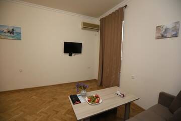 Фото номера Семейный полулюкс Отель Alba Hotel Yerevan г. Ереван 19