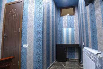 Фото номера Двухместный номер с 1 кроватью и собственной ванной комнатой Отель Lovely Hotel in Centre г. Ереван 2