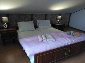 Фото номера Большой двухместный номер с 1 кроватью Проживание в семье Guesthouse Richie г. Ереван 18