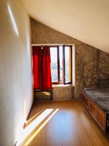 Фото номера Большой двухместный номер с 1 кроватью Проживание в семье Guesthouse Richie г. Ереван 22