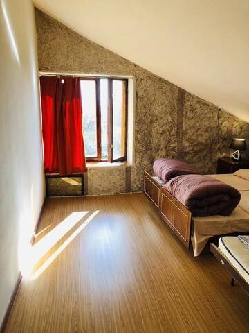 Фото номера Большой двухместный номер с 1 кроватью Проживание в семье Guesthouse Richie г. Ереван 13