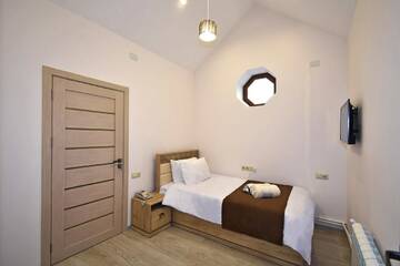 Фото номера Бюджетный одноместный номер Отель Patriott Hotel г. Ереван 4