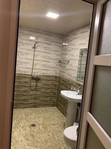 Фото номера Cемейный номер с собственной ванной комнатой Гостевой дом Popock City Center г. Ереван 3