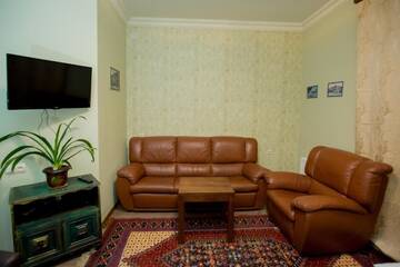 Фото номера Классический четырехместный номер Отель Studio Boutique Hotel г. Ереван 25
