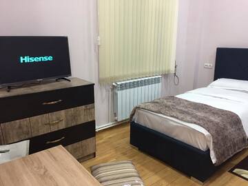 Фото номера Стандартный двухместный номер с 2 отдельными кроватями Мини-отель 3/3 Apart Hotel г. Ереван 9