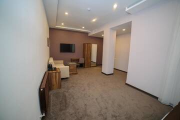 Фото номера Большой двухместный номер с 1 кроватью Отель Moscow Boutique Hotel г. Ереван 8