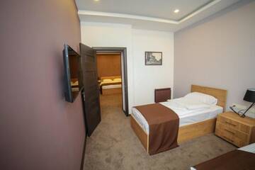 Фото номера Двухместный номер эконом-класса с 1 кроватью Отель Moscow Boutique Hotel г. Ереван 3