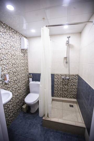Фото номера Двухместный номер с 2 отдельными кроватями Хостелы Sweet Sleep hostel г. Ереван 4