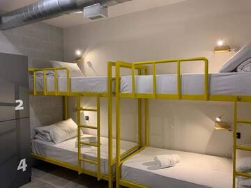 Фото номера Кровать в общем 6-местном номере Хостелы Duck Hostel г. Ереван 13