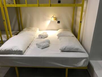 Фото номера Кровать в общем 6-местном номере Хостелы Duck Hostel г. Ереван 10