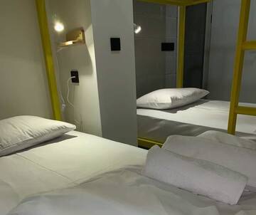 Фото номера Кровать в общем 6-местном номере Хостелы Duck Hostel г. Ереван 2