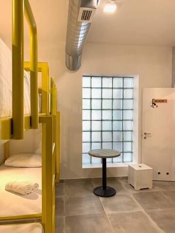 Фото номера Кровать в общем 6-местном номере Хостелы Duck Hostel г. Ереван 5