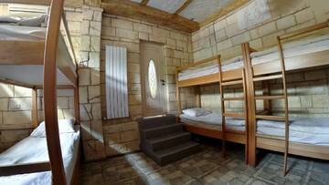 Фото номера Общий номер для мужчин и женщин Хостелы Retro Hostel &amp; Tours г. Ереван 2