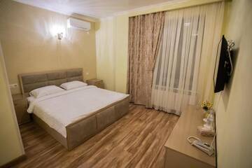 Фото номера Двухместный номер Делюкс с 1 кроватью Отель Nork Hotel г. Ереван 15